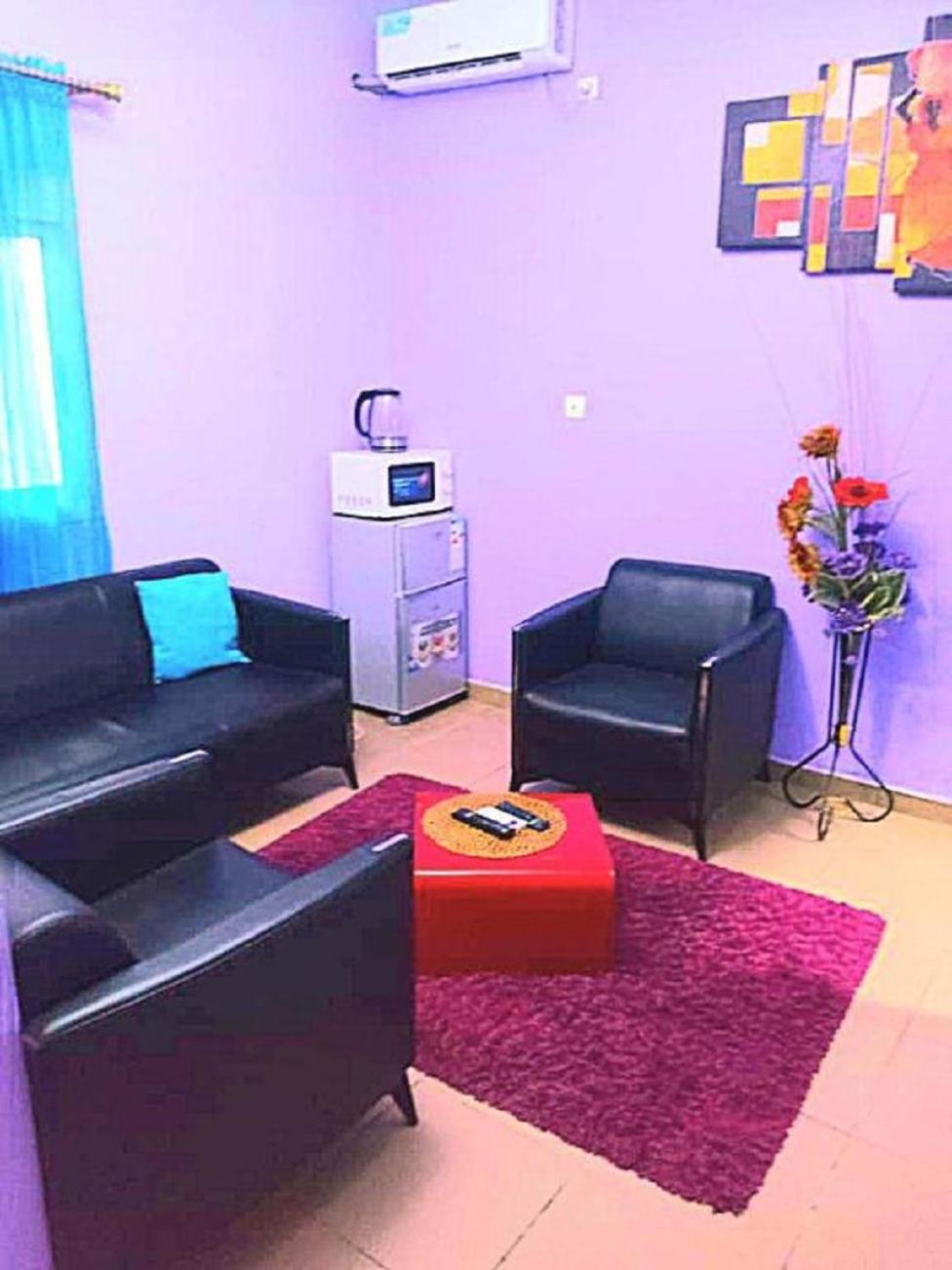 Residence Sighaka - Studio Meuble Vip Avec Wifi, Gardien, Parking Douala Exterior foto